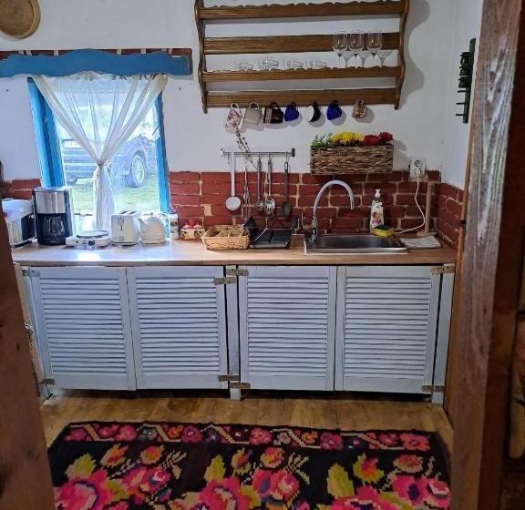 جناح عائلي, Complex Tradițional Casa Din Vale