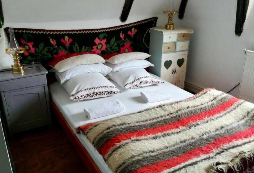 Вилла 2 Спальни, Complex Tradițional Casa Din Vale