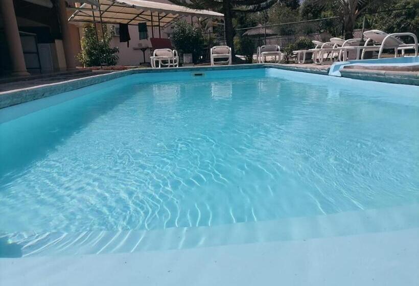 Номер Стандарт с Террасой, Le Choisy Mauritius