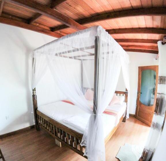 Номер Deluxe, The Sea View Villa Surf School