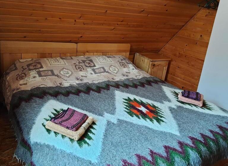 Номер Стандарт Вид на Горы, Zelenyj Gaj