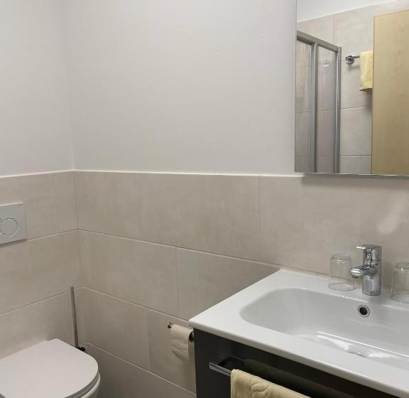 スタンダードルーム, Pension Robi