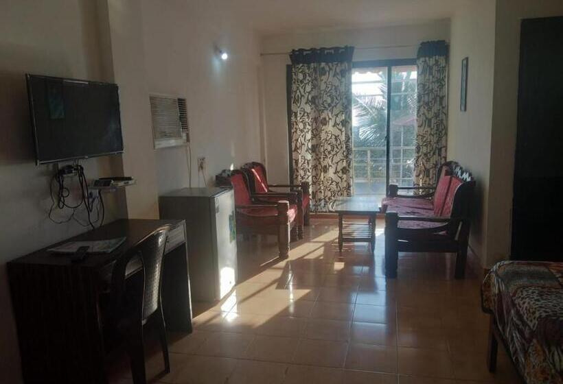 سوییت خانوادگی, Saritas Guest House   Bogmalo Beach