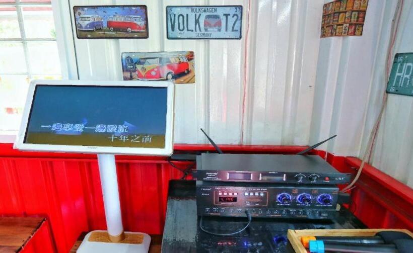 اتاق استاندارد با سرویس بهداشتی مشترک, Pipe House 墾丁