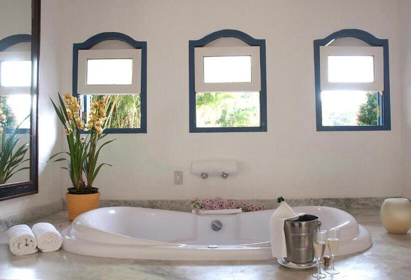 Deluxe Suite Sea View, Pousada Picinguaba