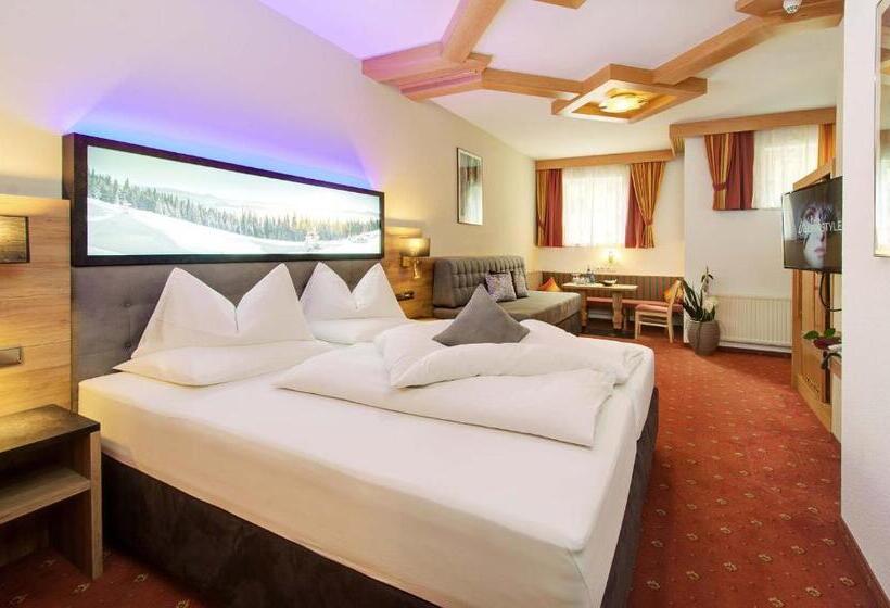 غرفة ديلوكس ثلاثية, Alpinstyle Hotel Ischgl