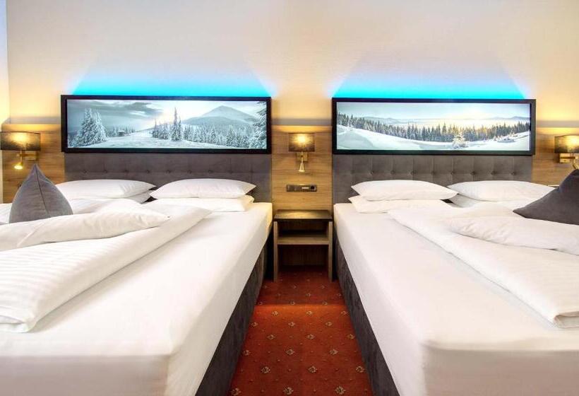 غرفة ديلوكس رباعية, Alpinstyle Hotel Ischgl