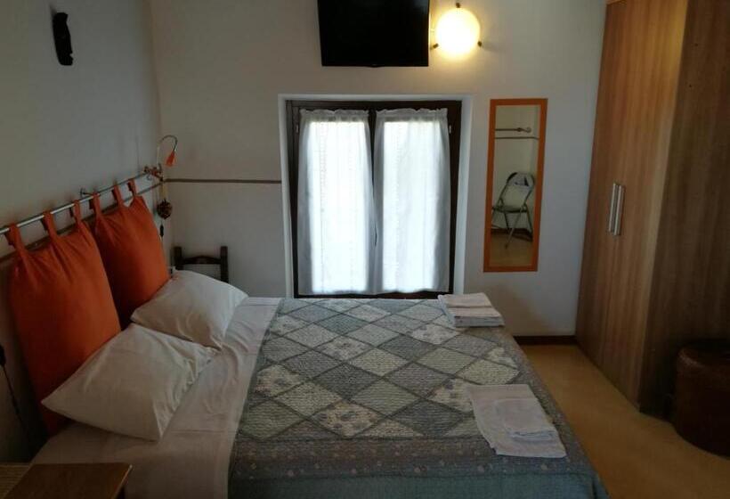 Háromágyas Standard Szoba, B&b L Upupa