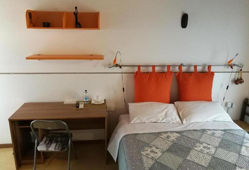 Háromágyas Standard Szoba, B&b L Upupa