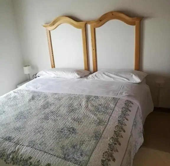 ベーシックルーム, B&b L Upupa
