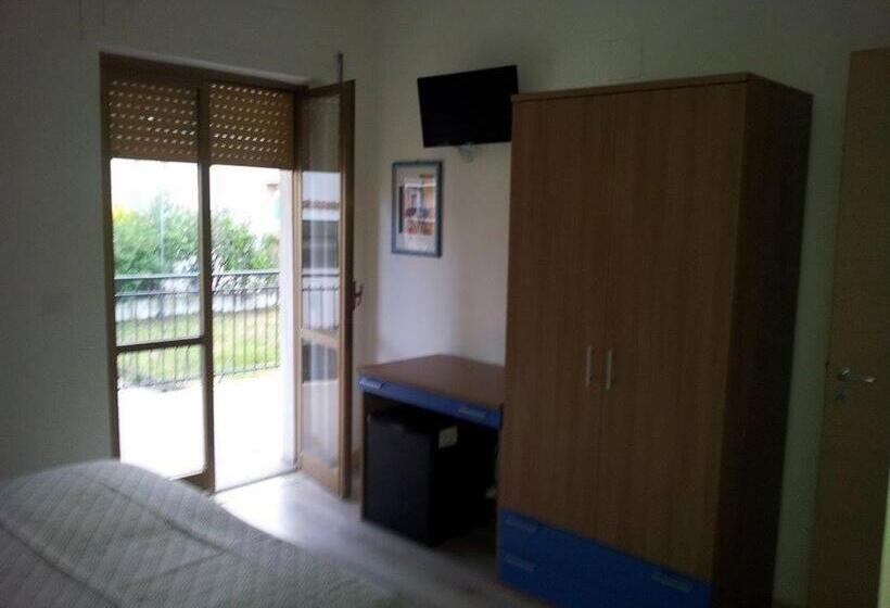 标准单人间, B&b La Paranza