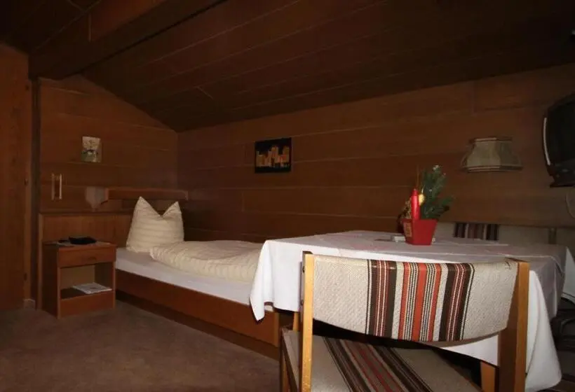Pokój Standard Jednoosobowy, Haus Geiger