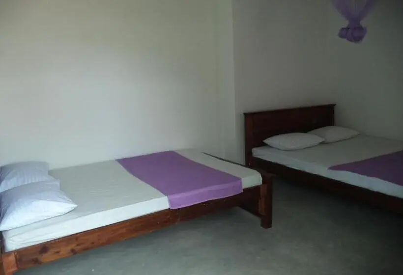 バルコニー付きスタンダードトリプルルーム, My Place Guest House