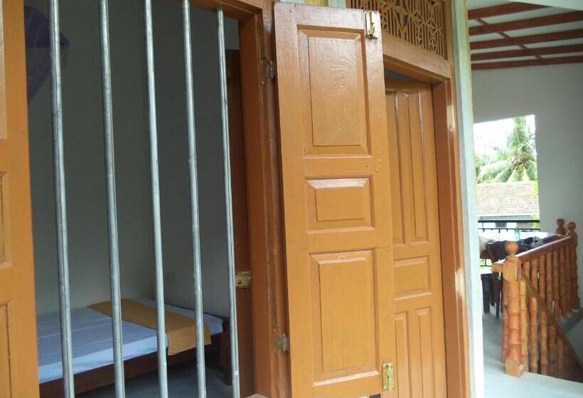 스탠다드 트리플 룸 테라스, My Place Guest House