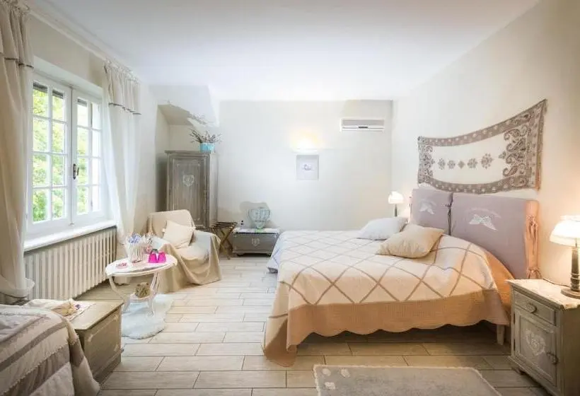 庭の見えるスタンダードトリプルルーム, Blu Lavanda Bed & Breakfast