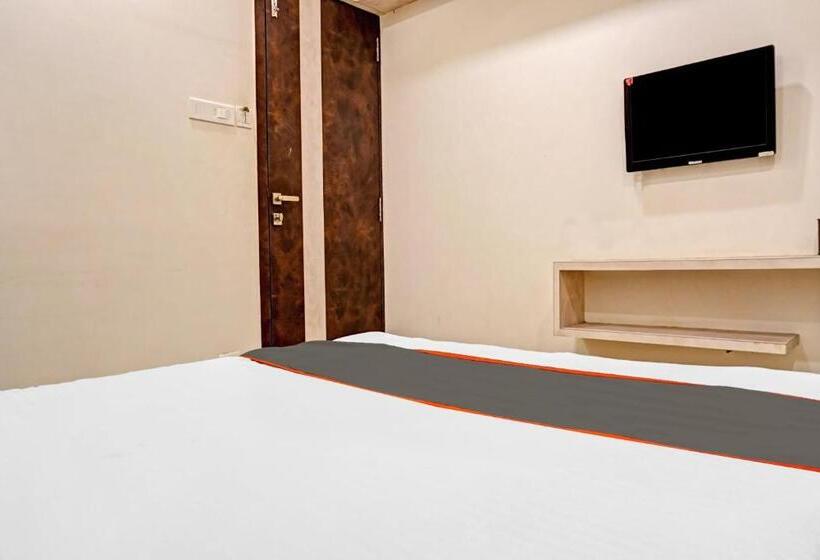 غرفة ديلوكس ثلاثية, Collection O Royce Studios Near Pune Airport