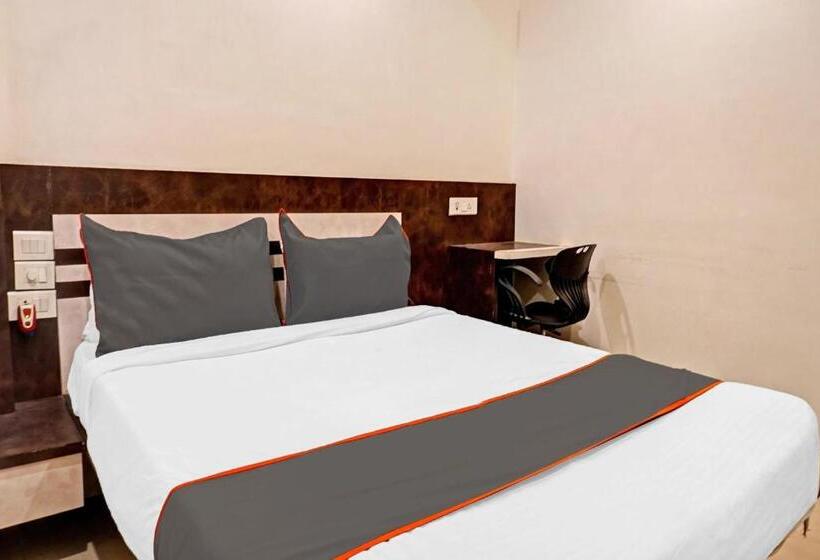 غرفة ديلوكس ثلاثية, Collection O Royce Studios Near Pune Airport