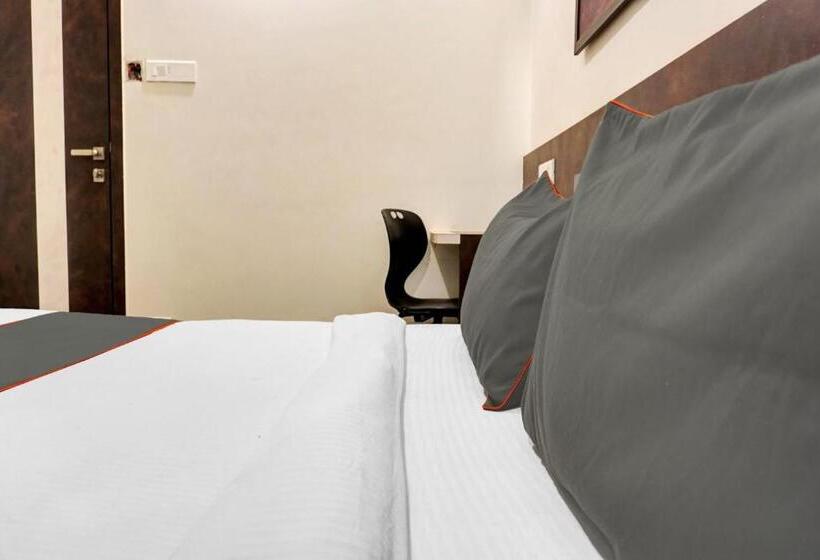 غرفة ديلوكس ثلاثية, Collection O Royce Studios Near Pune Airport