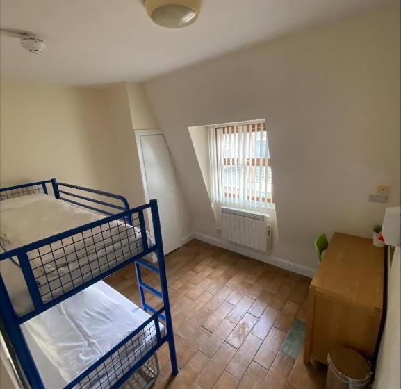 스탠다드 룸, Gogartys Temple Bar Hostel
