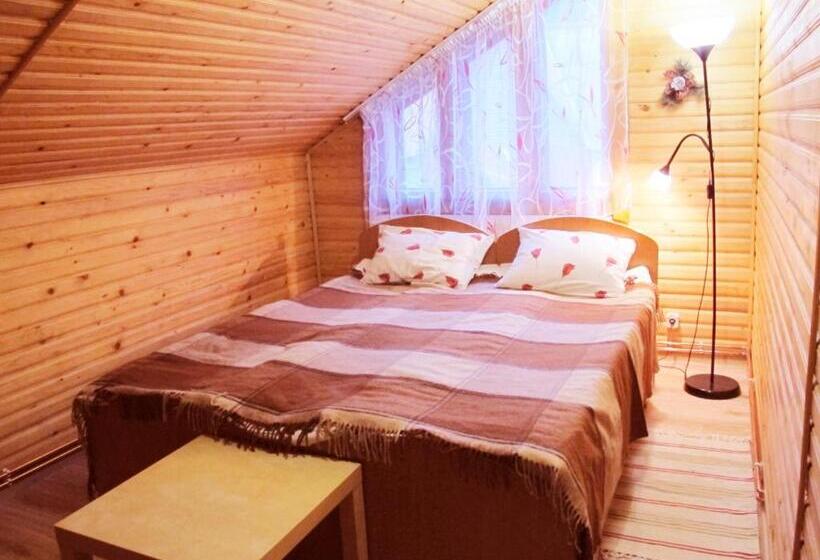 Casa 1 Quarto, Dolyna Gir