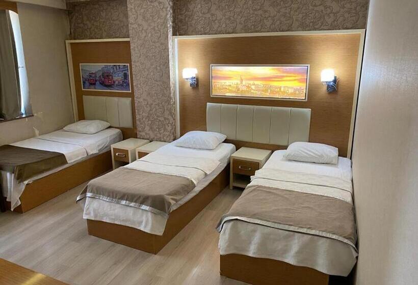 高级三人间, Mars