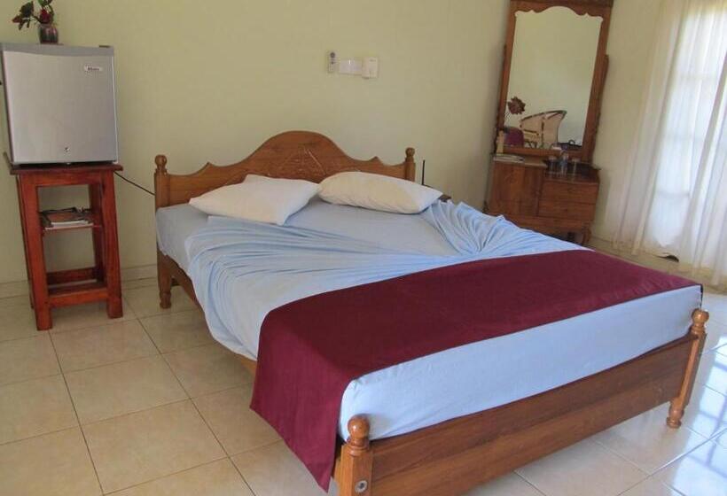 חדר משפחתי, Platinum Resort