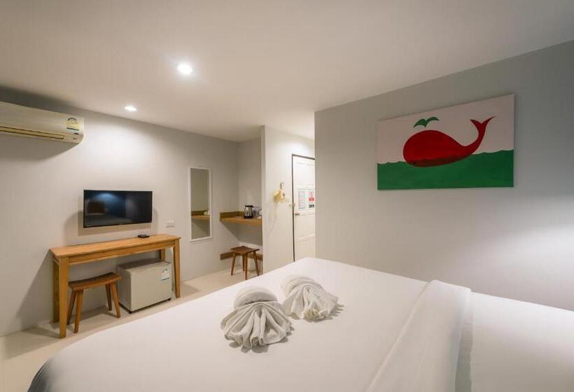 اتاق سوپریور با تخت بزرگ, Tiya House Rooms & Cafe