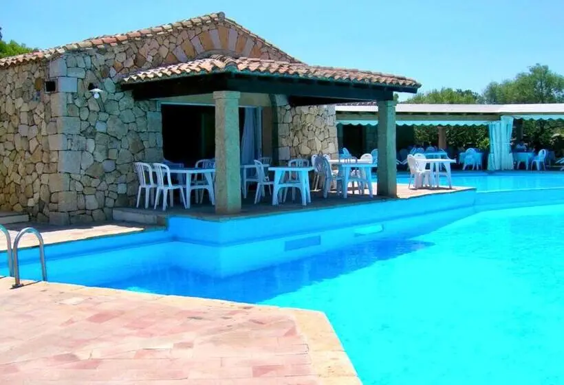 １ベッドルームアパートメント, Isa Residence With Swimming Pool In Porto Rotondo At Only 500 M From The Beach