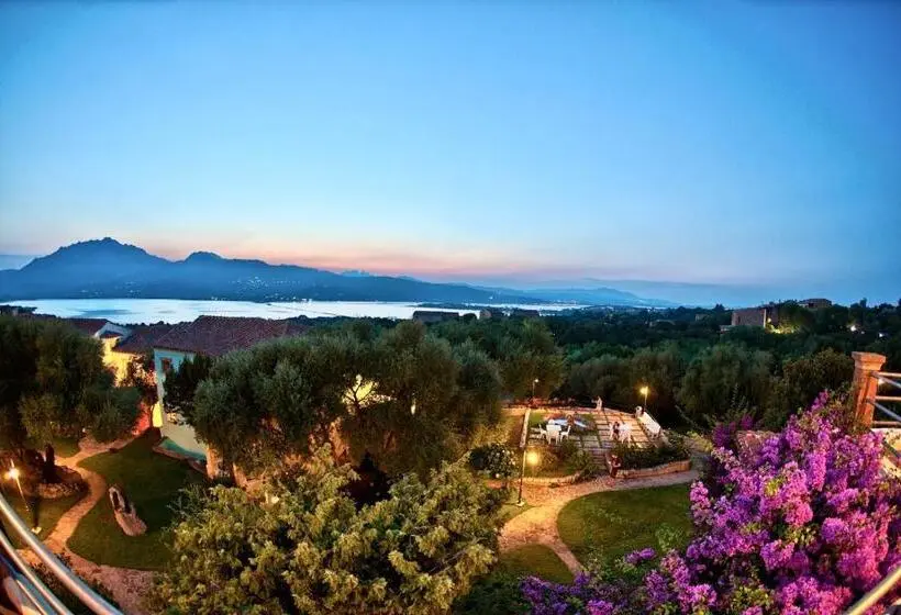 海の見える１ベッドルームアパートメント, Isa Residence With Swimming Pool In Porto Rotondo At Only 500 M From The Beach