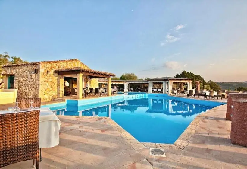 １ベッドルームのスーペリアアパートメント, Isa Residence With Swimming Pool In Porto Rotondo At Only 500 M From The Beach