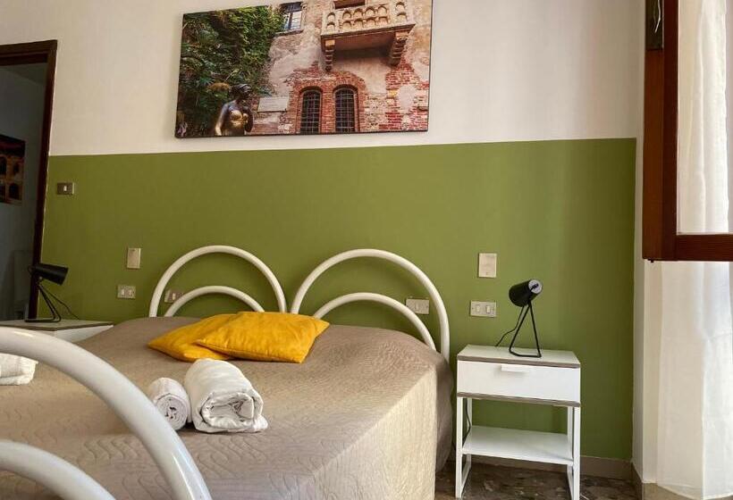 Pokój Standard Wspólna Łazienka, All Arena