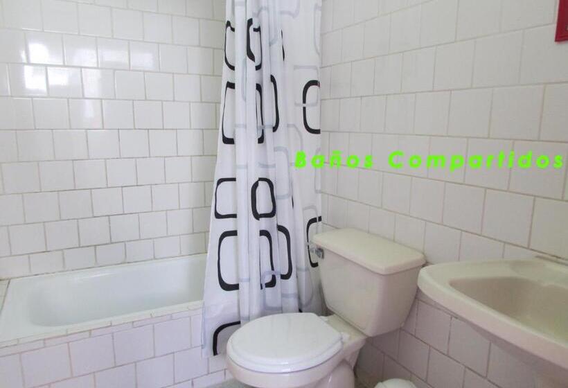 اتاق استاندارد با سرویس بهداشتی مشترک, Altos Del Lascar