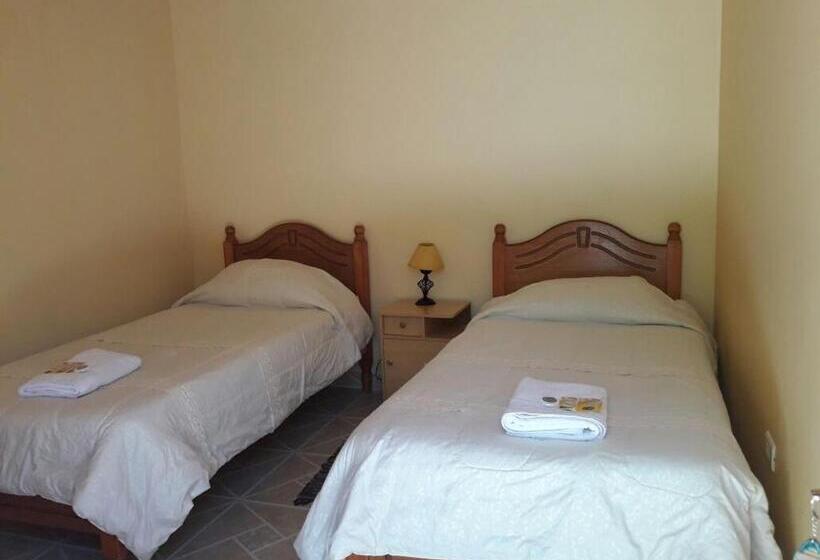 اتاق استاندارد با سرویس بهداشتی مشترک, Altos Del Lascar