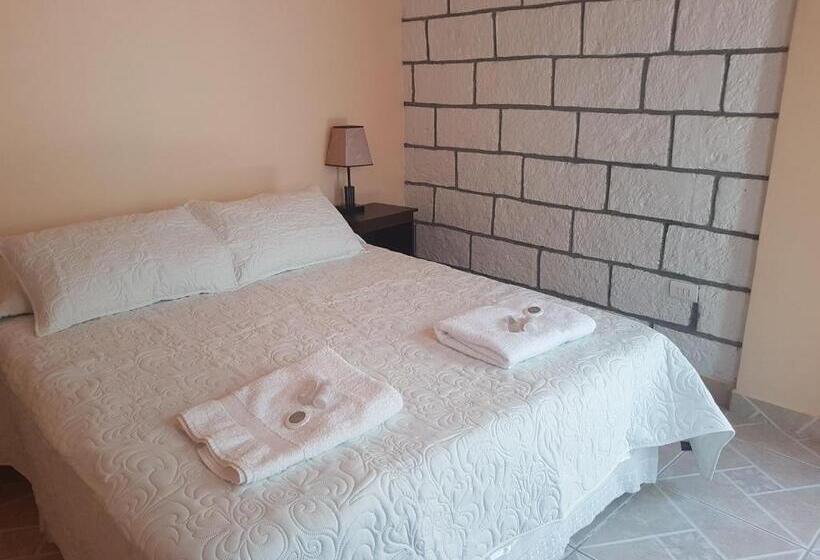 اتاق استاندارد, Altos Del Lascar