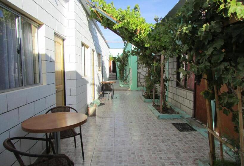 اتاق استاندارد سه نفره, Altos Del Lascar