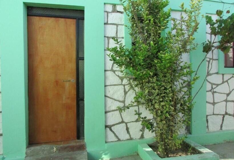 اتاق خانوادگی, Altos Del Lascar