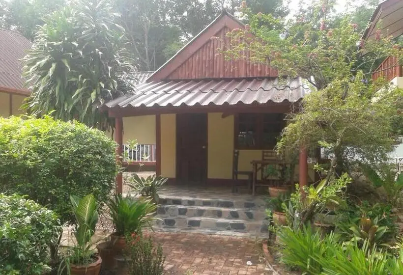 スーペリアーバンガロー, Ban Sabai Sabai Guest House
