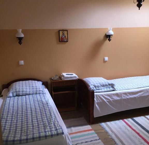 اتاق استاندارد, Casa Bunicilor