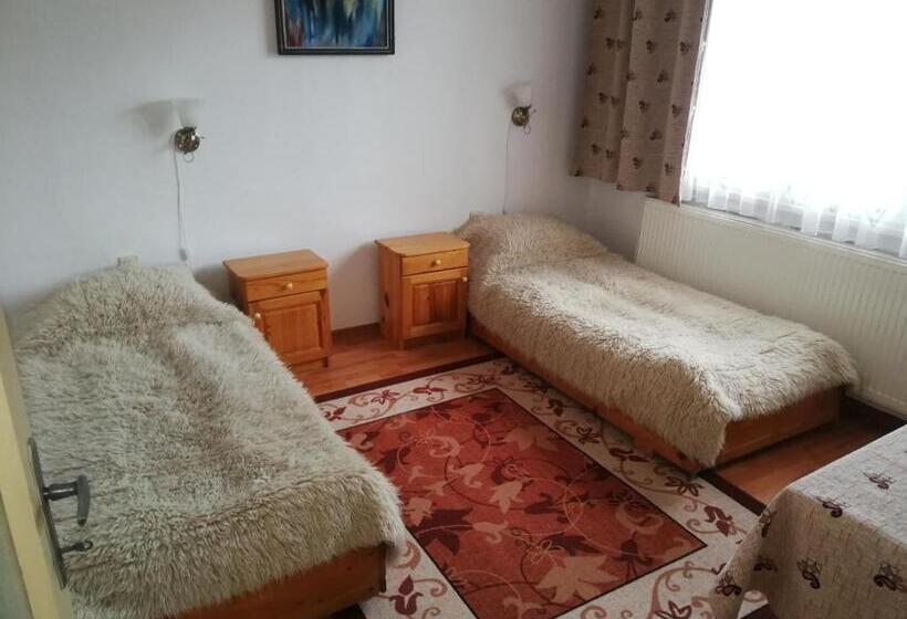 חדר סטנדרט עם מרפסת, Guest Rooms Metaksinovi