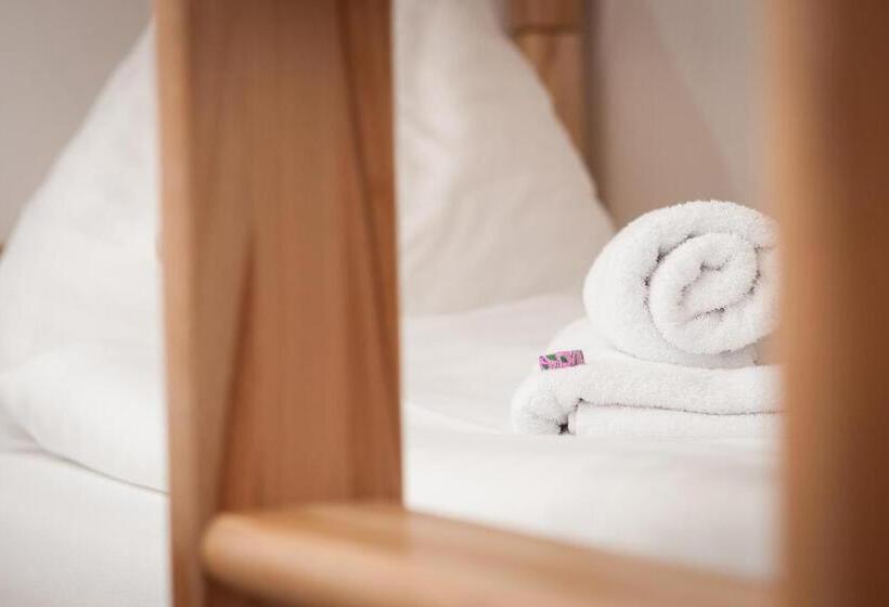 标准间, Joschi Almgasthof Hochkar