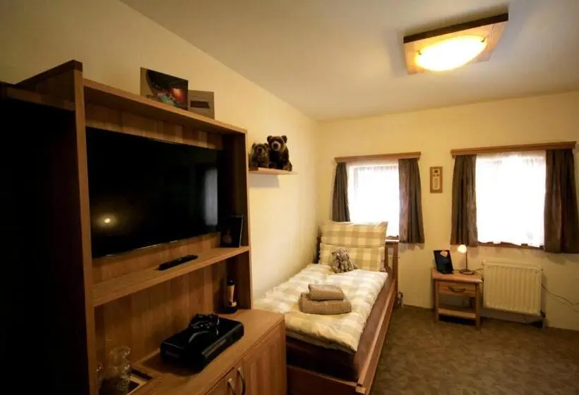 Standard Kolmen Hengen Huone, Residence Buffalo