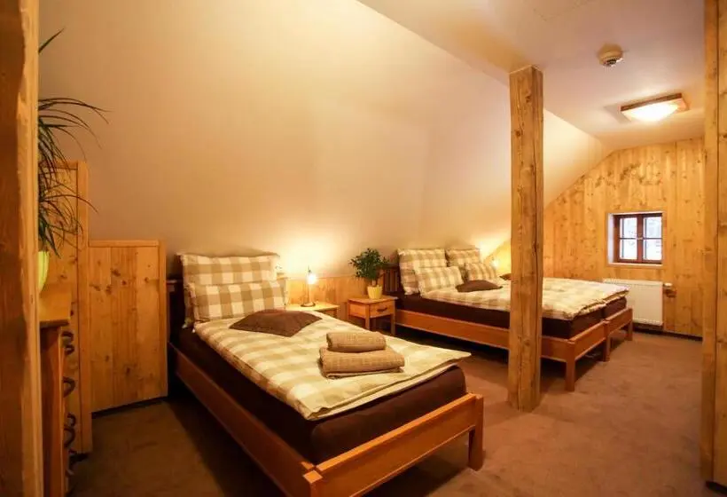 Deluxe Kolmen Hengen Huone, Residence Buffalo