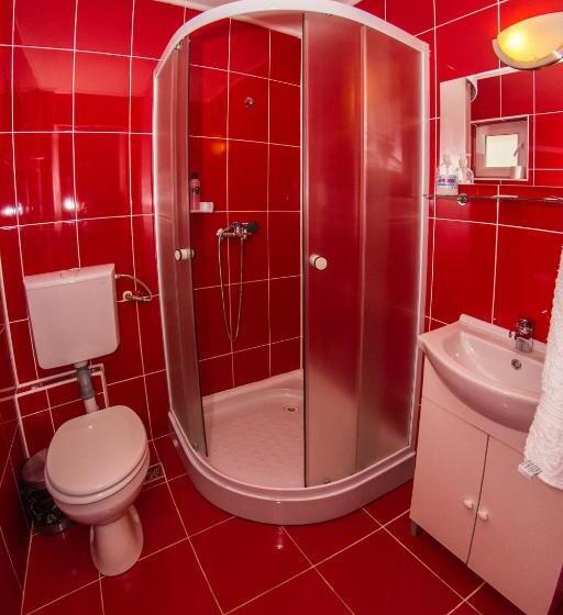 اتاق استاندارد با چشمانداز کوهستان, Pensiunea Adriana Straja