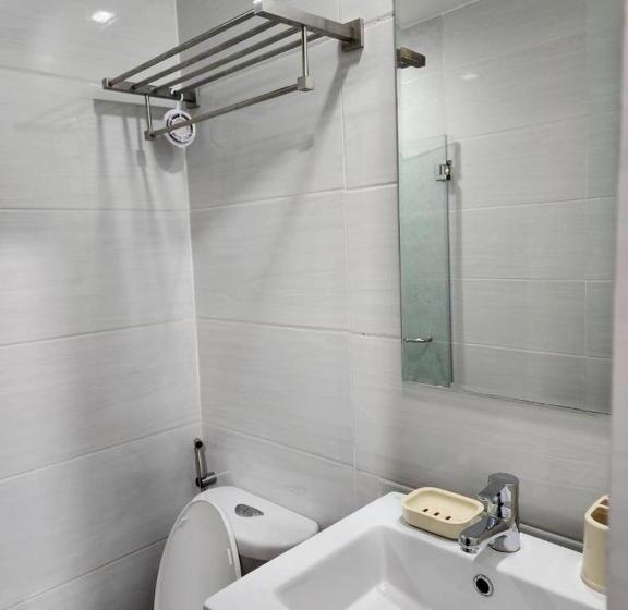 Standard Studio, 101 Newport Blvd East Wing Condotel Airport T3 Manila