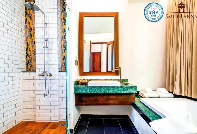 家庭套房, Smile Lanna