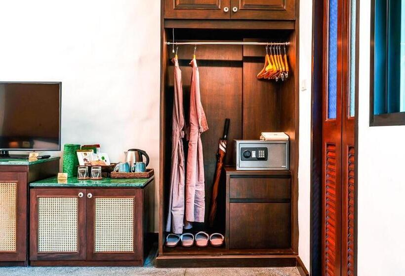 带阳台的豪华间, Smile Lanna