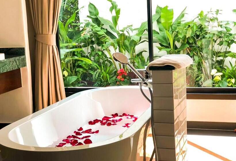 豪华房间, Smile Lanna