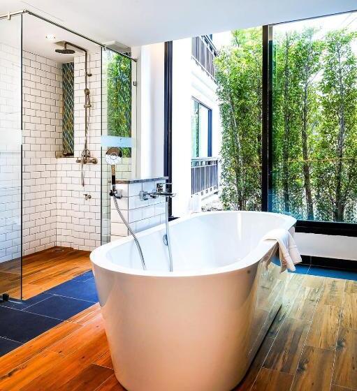 豪华房间, Smile Lanna