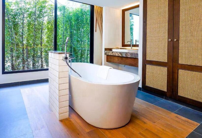 豪华房间, Smile Lanna