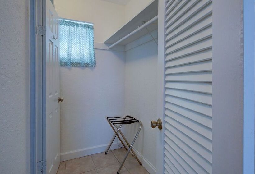 غرفة قياسية, Castle By The Sea Motel